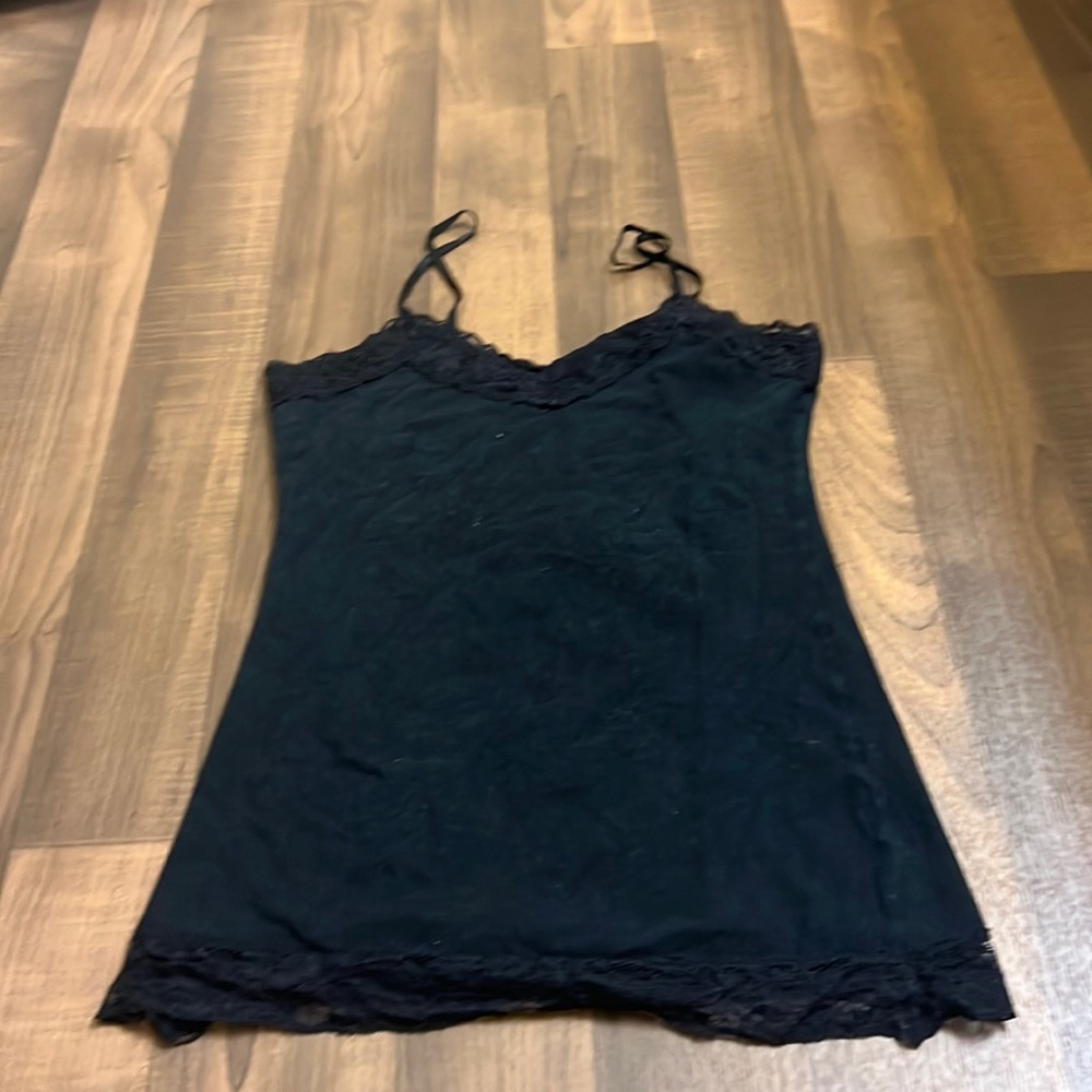 Black string top